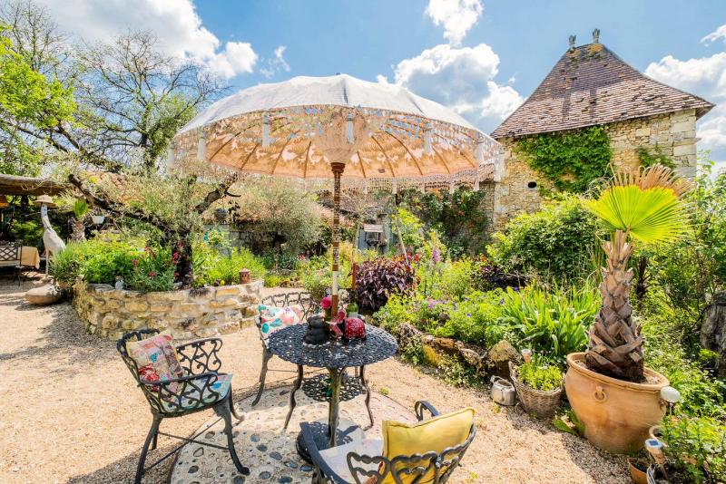 Chez Robin, 259 Rte d'Embournet, 24320 Champagne-et-Fontaine, France -1